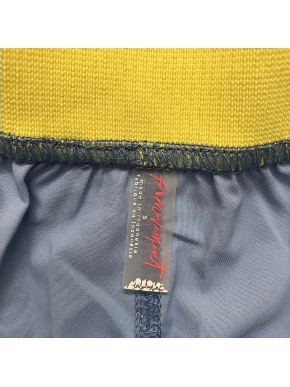 FP MOVEMENT BLUE SHORTS FLAT FRONT ATHLETIC POCKETS WOMENS SMALL